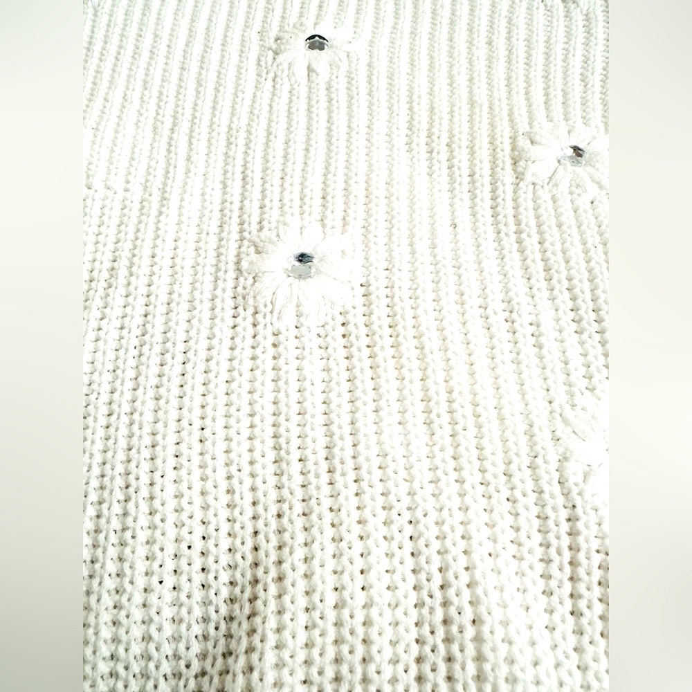 White Crystal Embroidered Cardigan - Picture 10 of 13
